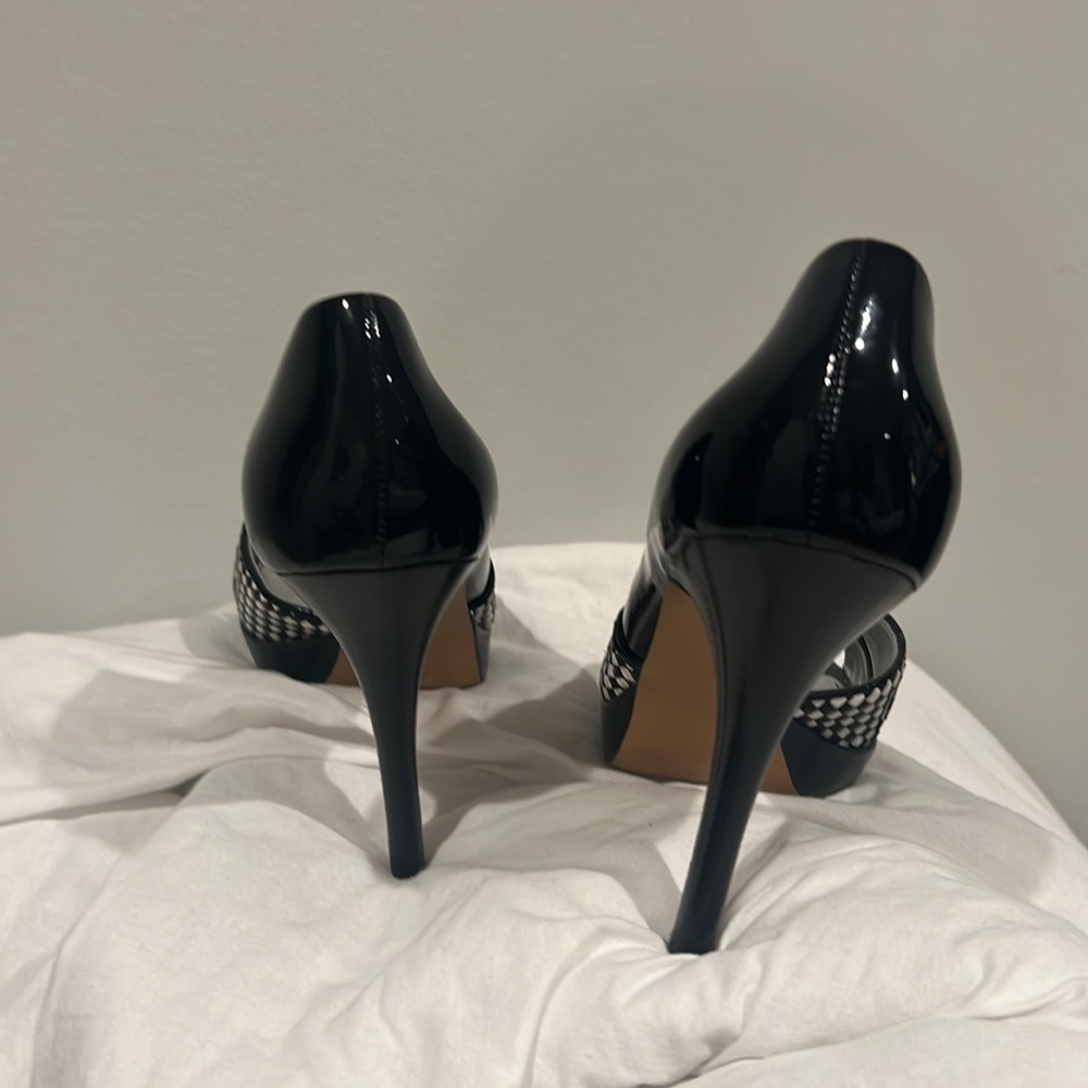Marc Fisher Black and White Heels - Picture 3 of 10